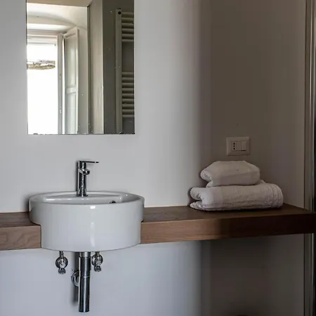 Apartment La Dimora Del Glicine 2 *